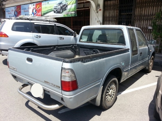รถกระบะแค๊บ ISUZU รุ่น SLX เครื่อง 2500 CC .  90 แรงม้า TURBO  ปีจดทะเบียน  2543