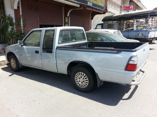 รถกระบะแค๊บ ISUZU รุ่น SLX เครื่อง 2500 CC .  90 แรงม้า TURBO  ปีจดทะเบียน  2543