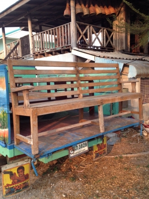 ขายเตียงกับม้านั่งยาว ขายเตียงกับม้านั่งยาว