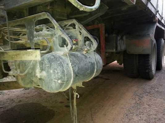 ขายรถ10ล้อ ดั้ม2เพลา ร็อกกี้210แรง พ.เพาเวอร์ เบรกทิฟฟี่ ภายในสวย เอกสารพร้อมโอน สนใจโทร 090-8588220คุณนะ 093-3258446คุณบิว หรือเข้าดูสินค้าอื่นๆได้ที่ www.truck.in.th/498 หรือเพจFacebook ณรงค์ ซื้อขายรถมือสอง (เว็บไซต์ส่วนตัว) หรือFacebook คุณนะ รถบรรทุก