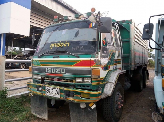 ขายรถ10ล้อ ดั้ม2เพลา ร็อกกี้210แรง พ.เพาเวอร์ เบรกทิฟฟี่ ภายในสวย เอกสารพร้อมโอน สนใจโทร 090-8588220คุณนะ 093-3258446คุณบิว หรือเข้าดูสินค้าอื่นๆได้ที่ www.truck.in.th/498 หรือเพจFacebook ณรงค์ ซื้อขายรถมือสอง (เว็บไซต์ส่วนตัว) หรือFacebook คุณนะ รถบรรทุก