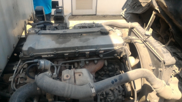 ISUZU NQR 140 ตู้บรรทุก