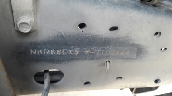รถบรรทุก 6 ล้อ ISUZU รุ่น NKR66LX5 Y ขนาด 115 แรงม้า