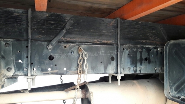 รถบรรทุก 6 ล้อ ISUZU รุ่น NKR66LX5 Y ขนาด 115 แรงม้า