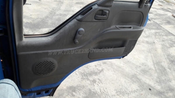 รถบรรทุก 6 ล้อ ISUZU รุ่น NKR66LX5 Y ขนาด 115 แรงม้า