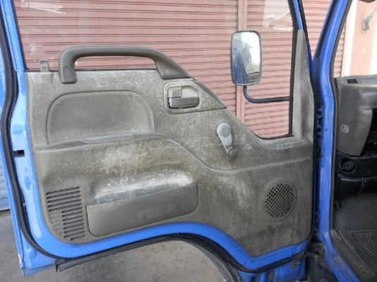 รถบรรทุก 6 ล้อ ISUZU รุ่น NKR66LX5 Y ขนาด 115 แรงม้า