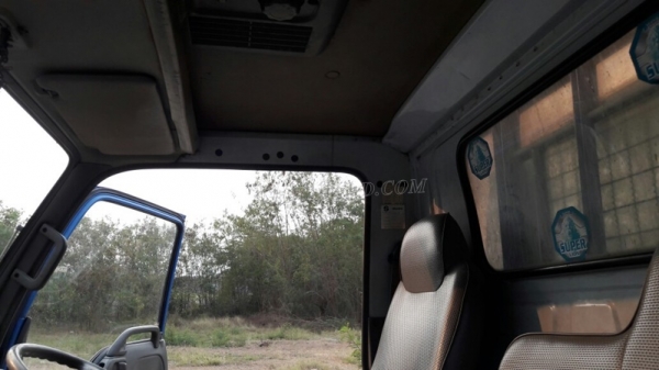 รถบรรทุก 6 ล้อ ISUZU รุ่น NKR66LX5 Y ขนาด 115 แรงม้า