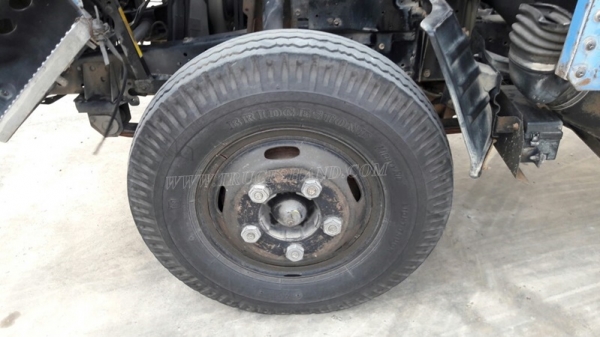 รถบรรทุก 6 ล้อ ISUZU รุ่น NKR66LX5 Y ขนาด 115 แรงม้า