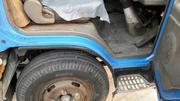 รถบรรทุก 6 ล้อ ISUZU รุ่น NKR66LX5 Y ขนาด 115 แรงม้า