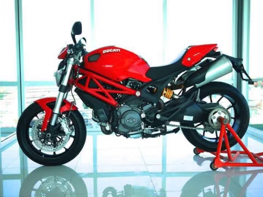 ขาย Ducati Monster 796 รถศูนย์ปลายปี 2014 รถมือเดียว สภาพนางฟ้า สีเดิมทั้งคัน