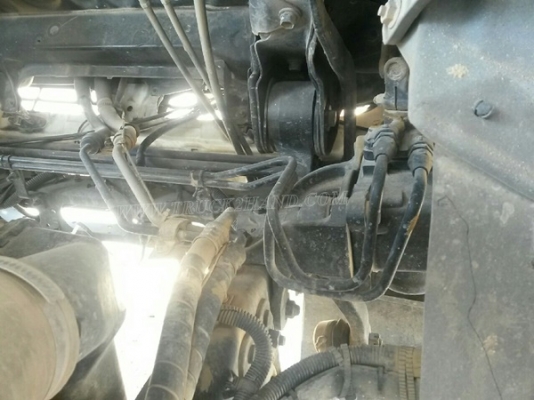 รถบรรทุก 6 ล้อดัมพ์ HINO MEGA ขนาด 150 แรงม้า กระบะดั๊มสามมิตร