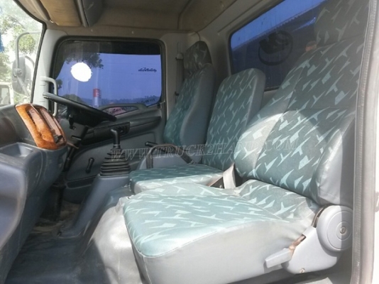 รถบรรทุก 6 ล้อดัมพ์ HINO MEGA ขนาด 150 แรงม้า กระบะดั๊มสามมิตร