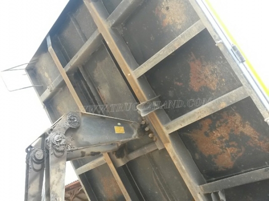 รถบรรทุก 6 ล้อดัมพ์ HINO MEGA ขนาด 150 แรงม้า กระบะดั๊มสามมิตร