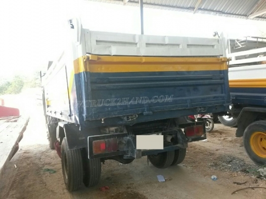 รถบรรทุก 6 ล้อดัมพ์ HINO MEGA ขนาด 150 แรงม้า กระบะดั๊มสามมิตร