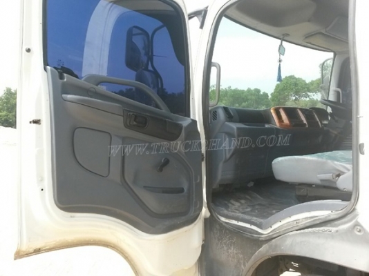 รถบรรทุก 6 ล้อดัมพ์ HINO MEGA ขนาด 150 แรงม้า กระบะดั๊มสามมิตร