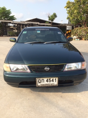 SUNNY ปี95 ออโต้ แก๊ส สีสวยช่วงล่างดี พร้อมใช้