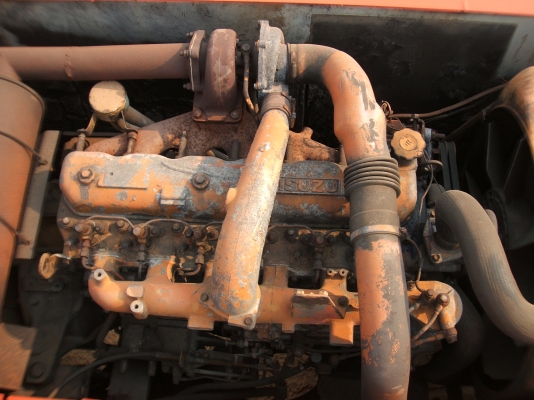 ขายรถแม็คโคร ฮิตาชิ EX200-2 เครื่องยนต์อีซูซุ 6BG turbo มีลายหัวแย็ก สภาพดีพร้อมใช้งาน