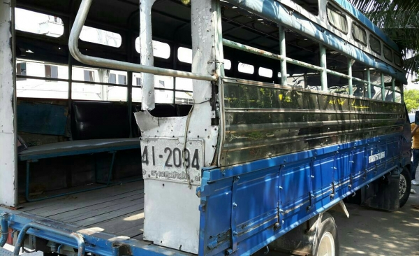 หกล้อ อีซูชุ NPR110เกียร์สั้น มีหลังคา รับส่ง นักเรียน&พนักงาน สภาพดีสวยพร้อมใช้ เล่มทะเบียนพร้อมโอน หกล้อ อีซูชุ NPR110เกียร์สั้น มีหลังคา รับส่ง นักเรียน&พนักงาน สภาพดีสวยพร้อมใช้ เล่มทะเบียนพร้อมโอน