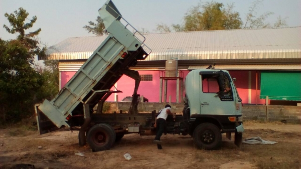 HINO3Jเครื่อง175แรงม้าแน่นๆพ.เวอร์แอร์ ภาษีเต็มเล่มพร้อโอน