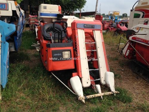 รถเกี่ยวข้าวนั่งขับ KUBOTA   RX900 รหัสสินค้า : 80802292 ติดต่อ คุณปัญญา Tel.086-8150487  www.nihonmono.com