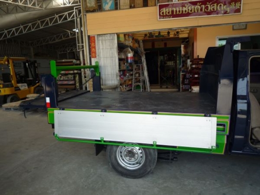 นิสสันดั้มพ์  มือแรก