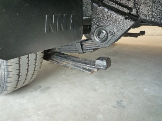 นิสสันดั้มพ์  มือแรก