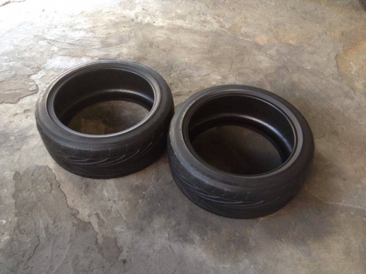 ขายยางtoyo t1r japan 215 45 17 ปี13 ดอกหนา75\%มีปะยัดไหม1เส้นยางกินขอบไม่กว้างมาไม่มีแตกลายงา 1คู่ ราคา1000บาท โทร0924462525โส กทม