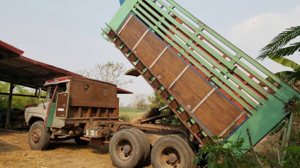 ขาย 10 ล้อดั้ม หัวยาว 2 เพลา ช่วงล่างใหญ่จัมโบ้ เครื่อง EH700 168 แรงม้า เกียร์ร็อค สโลว์อินเตอร์ คานหน้าใหญ่ พวงมาลัยพาวเวอร์ ทะเบียนพร้อมโอนครับ