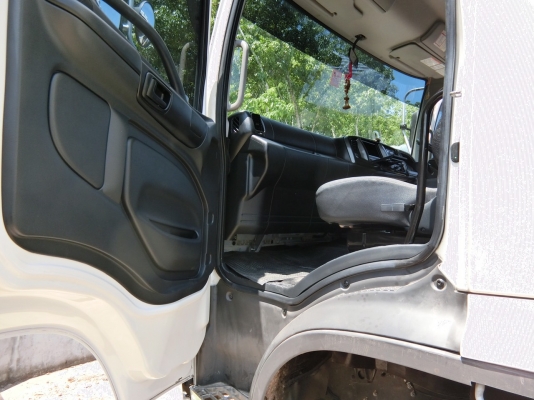 รถฮีโน่ 10 ล้อดั้ม FM1A 344 แรงม้า. ปี 58.  ( รถวิ่ง 11,xxx กม. )    สนใจติดต่อ  081 - 6079515