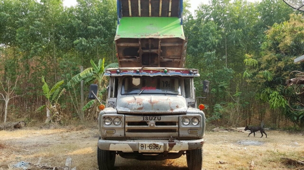 ขาย 10 ล้อดั้ม หัวยาว 2 เพลา ช่วงล่างใหญ่จัมโบ้ เครื่อง EH700 168 แรงม้า เกียร์ร็อค สโลว์อินเตอร์ คานหน้าใหญ่ พวงมาลัยพาวเวอร์ ทะเบียนพร้อมโอนครับ ขาย 10 ล้อดั้ม หัวยาว 2 เพลา ช่วงล่างใหญ่จัมโบ้ เครื่อง EH700 168 แรงม้า เกียร์ร็อค สโลว์อินเตอร์ คานหน้าใหญ่ พวงมาลัยพาวเวอร์ ทะเบียนพร้อมโอนครับ