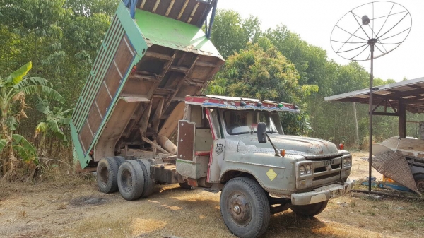 ขาย 10 ล้อดั้ม หัวยาว 2 เพลา ช่วงล่างใหญ่จัมโบ้ เครื่อง EH700 168 แรงม้า เกียร์ร็อค สโลว์อินเตอร์ คานหน้าใหญ่ พวงมาลัยพาวเวอร์ ทะเบียนพร้อมโอนครับ ขาย 10 ล้อดั้ม หัวยาว 2 เพลา ช่วงล่างใหญ่จัมโบ้ เครื่อง EH700 168 แรงม้า เกียร์ร็อค สโลว์อินเตอร์ คานหน้าใหญ่ พวงมาลัยพาวเวอร์ ทะเบียนพร้อมโอนครับ