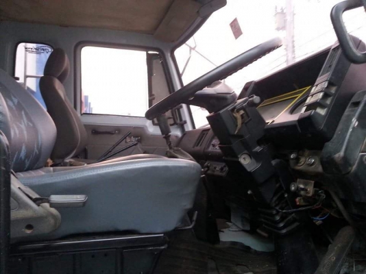 ขายรถ10ล้อ ดั้ม2เพลา ร็อกกี้210แรง พ.เพาเวอร์ เบรกทิฟฟี่ ภายในสวย แอร์เย็น ยางดีพร้อมใช้งาน เอกสารพร้อมโอน ราคา1,050,000 สนใจโทร 090-8588220คุณนะ 093-3258446คุณบิว หรือเข้าดูสินค้าอื่นๆได้ที่ www.truck.in.th/498 หรือเพจFacebook ณรงค์ ซื้อขายรถมือสอง (เว็บ