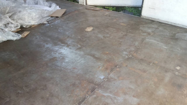 ขายด่วน ตู้แห้ง 10 บานความยาว 4.60 เมตรสภาพดีพร้อมติดตั้งพร้อมใช้งานได้เลยครับ ถอดจากรถบรรทุกหกล้อ NPR 120 ราคาต่อรองได้ครับ