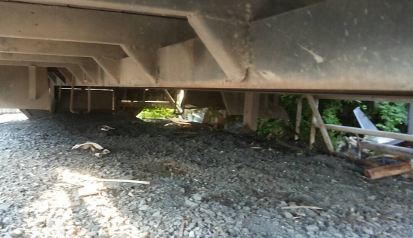 ขายด่วน ตู้แห้ง 10 บานความยาว 4.60 เมตรสภาพดีพร้อมติดตั้งพร้อมใช้งานได้เลยครับ ถอดจากรถบรรทุกหกล้อ NPR 120 ราคาต่อรองได้ครับ