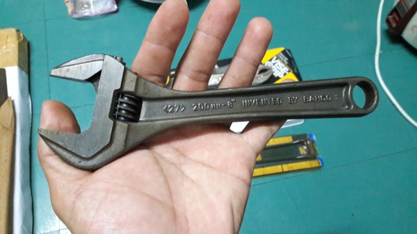 ขายประแจเลื่อน BAHCO ergo8071  8" MADE IN SWEDEN.ใหม่เก่าเก็บแท้