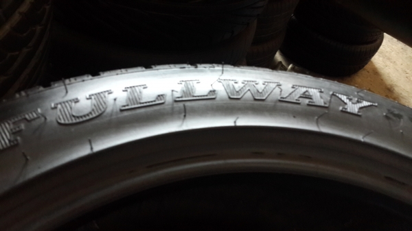 ยางขอบ18 ปี 15 สวยสุดๆ