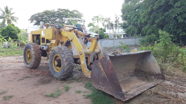 ขาย รถตัก KOMATSU JH63 เอวอ่อน ต่อแขนเรียบร้อยแล้ว ขาย รถตัก KOMATSU JH63 เอวอ่อน ต่อแขนเรียบร้อยแล้ว