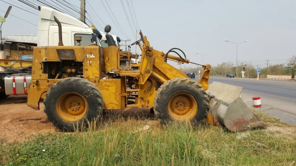 ขาย รถตัก KOMATSU 510 กรองคู่ สภาพพร้อมใช้งาน เครื่องดี ปั้มดีครับ