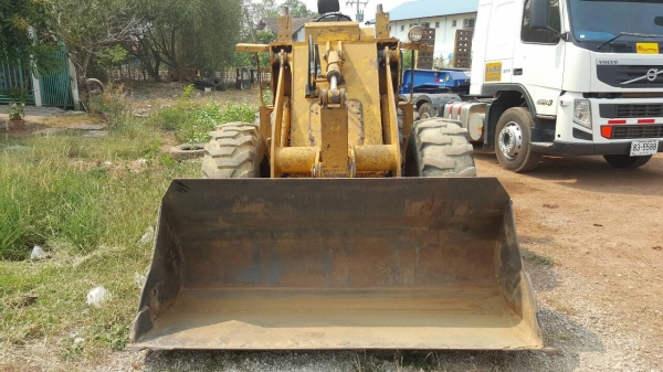 ขาย รถตัก KOMATSU 510 กรองคู่ สภาพพร้อมใช้งาน เครื่องดี ปั้มดีครับ