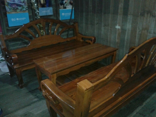 ขายชุดรับแขก ไม้มังคุด (เก่าแท้)