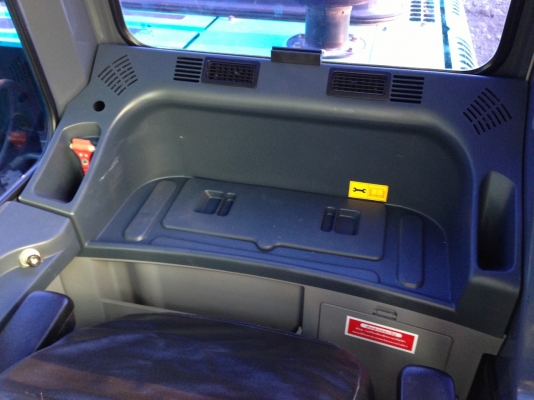 KOBELCO SK200-8 Super-X 5000 ชม. สภาพสวยมาก ติดต่อเจ้าของโดยตรง 081-4283210 ดูรถได้ทุกวันครับ