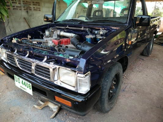 ขายนิสสันบิ๊กเอ็มจอโค้ง ช่วงช่างใหม่ แอเย็น