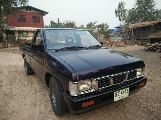 ขายนิสสันบิ๊กเอ็มจอโค้ง ช่วงช่างใหม่ แอเย็น