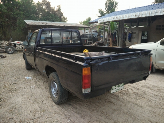 ขายนิสสันบิ๊กเอ็มจอโค้ง ช่วงช่างใหม่ แอเย็น