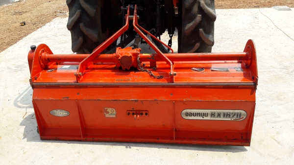 ขายรถไถคูโบต้าL3408เดิมๆยางใหม่สี่เส้นอุปกรณ์ดันหน้าผาน6ผาน4ตราช้าง