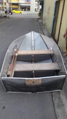 เรือปิเนียมพับได้ 12 ฟุต