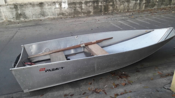 เรือปิเนียมพับได้ 12 ฟุต