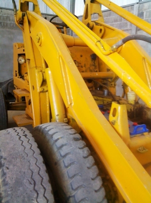 ขาย รถตักล้อยาง โคมัทซุ SD20 ต่อแขนแล้ว ตักใส่ 10 เกษตรได้ ขาย รถตักล้อยาง โคมัทซุ SD20 ต่อแขนแล้ว ตักใส่ 10 เกษตรได้