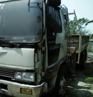 หกล้อ ฮีโน่ FG 210แรง ติดเครน ทานาโด 4ตัน 3ปอก 2ชัก สภาพดีพร้อมใช้ เล่มทะเบียนพร้อมโอน