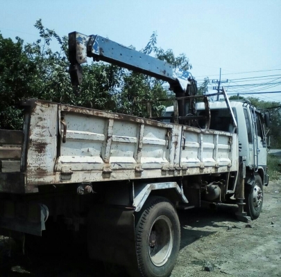 หกล้อ ฮีโน่ FG 210แรง ติดเครน ทานาโด 4ตัน 3ปอก 2ชัก สภาพดีพร้อมใช้ เล่มทะเบียนพร้อมโอน